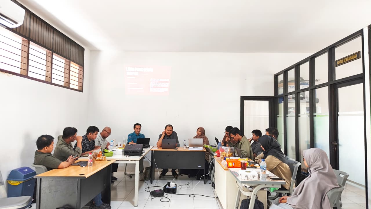 Prodi Bisnis Digital UNM Gelar Diskusi Perdana "BE TALK", Bedah MBG dan Koperasi Merah Putih dari Tiga Perspektif